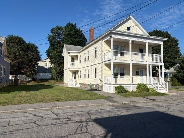 44-46 Starbird St, Lowell MA 01854