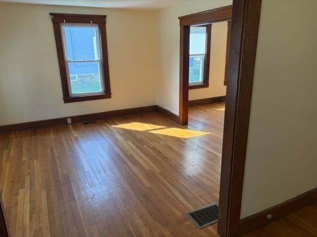44-46 Starbird St, Lowell MA 01854 photo 9