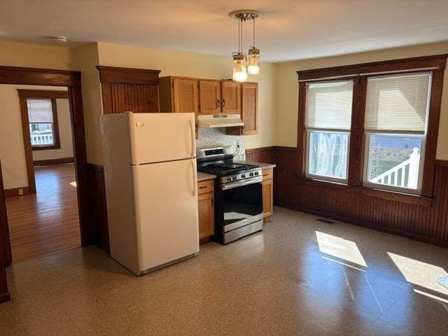 44-46 Starbird St, Lowell MA 01854 photo 15