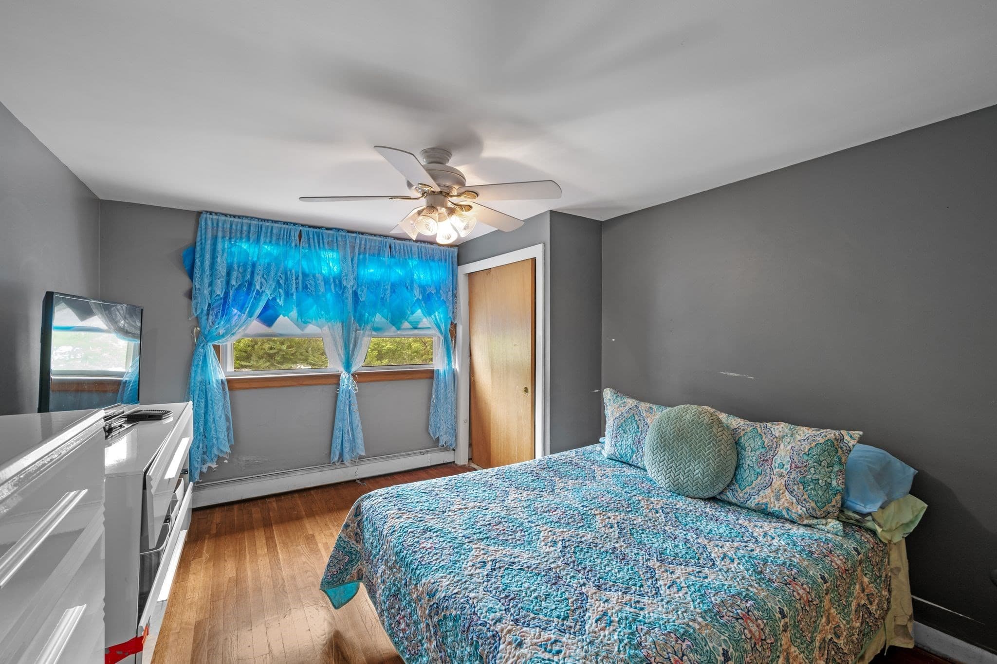 Condominium at 100 Magnolia Ave # 22, Lynn MA 01904, Lynn, photo 17 of 23