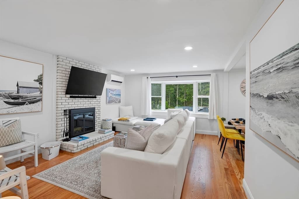 105 Whalers Walk, Edgartown MA 02539 photo 6