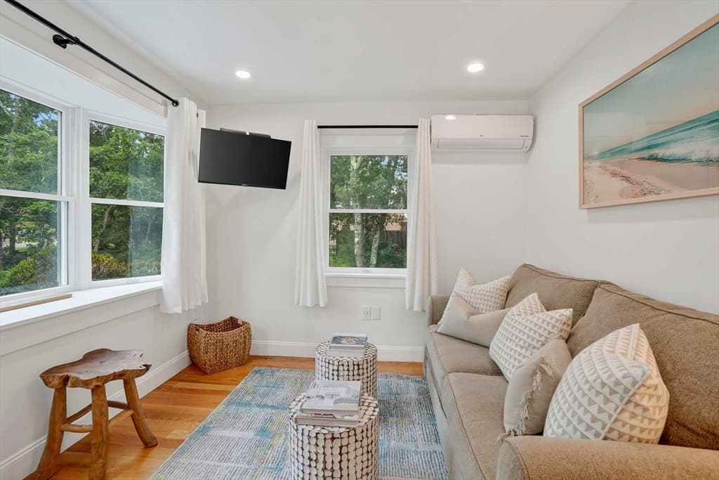 105 Whalers Walk, Edgartown MA 02539 photo 20