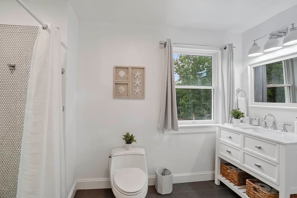 105 Whalers Walk, Edgartown MA 02539 photo 34