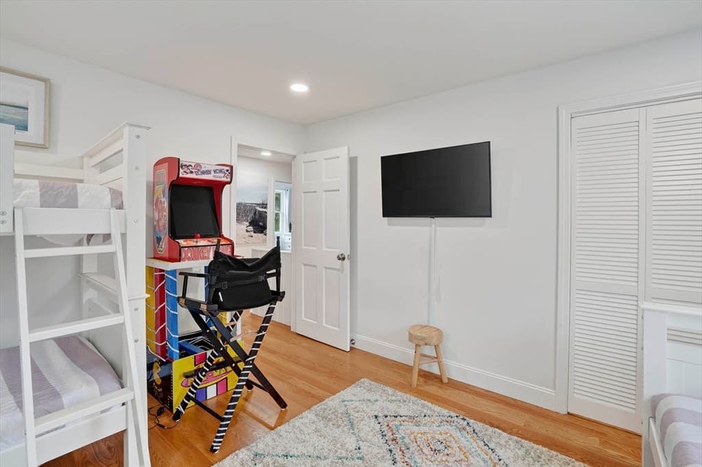105 Whalers Walk, Edgartown MA 02539 photo 38