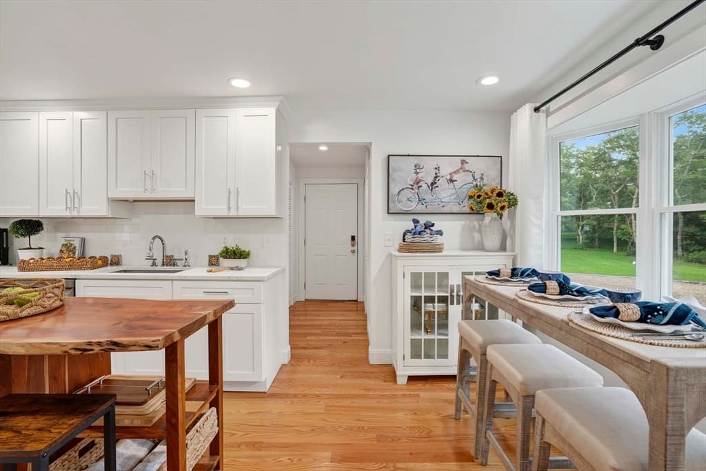 105 Whalers Walk, Edgartown MA 02539 photo 18