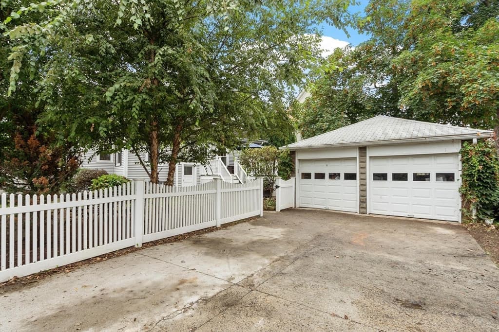 Single Family Residence at 621 High St, Medford MA 02155, Medford, photo 27 of 38