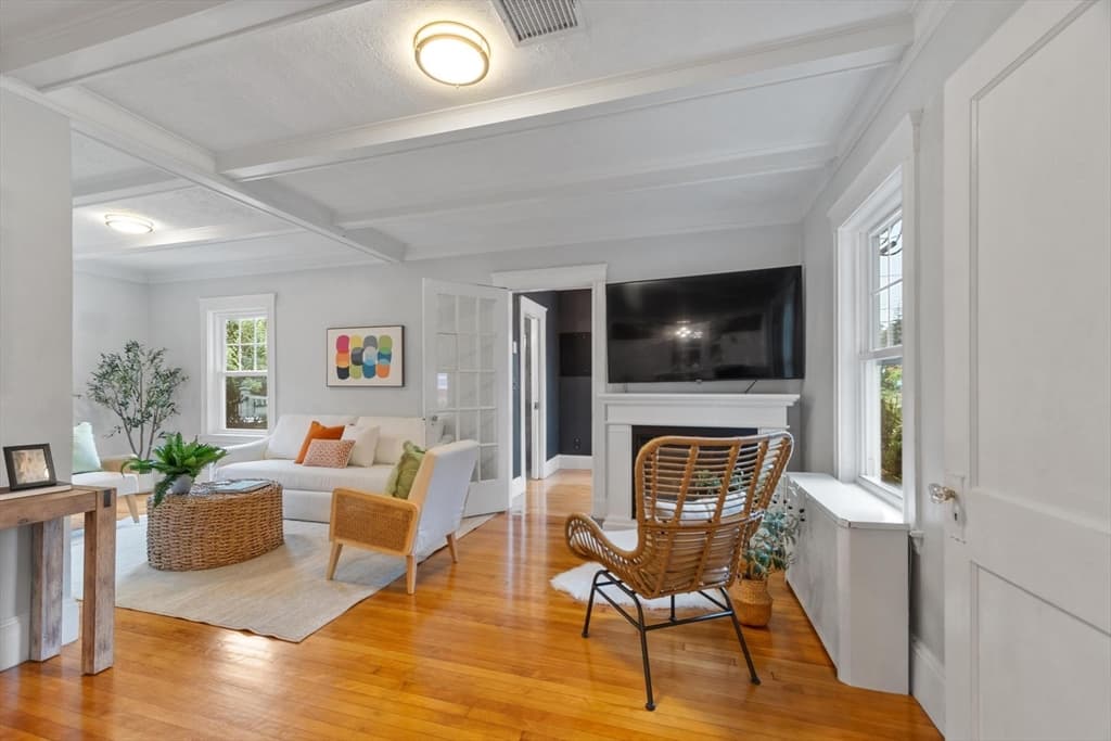 Single Family Residence at 621 High St, Medford MA 02155, Medford, photo 10 of 38