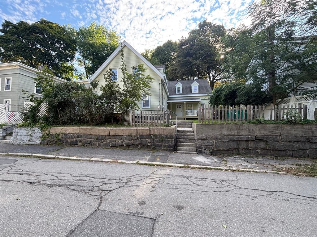 22 Pleasant St, Fitchburg MA 01420 photo 36
