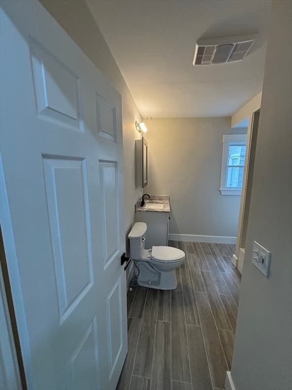 22 Pleasant St, Fitchburg MA 01420 photo 15