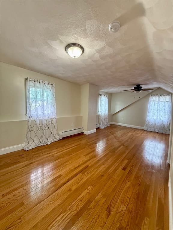 16 Lynn St, Peabody MA 01960 photo 3