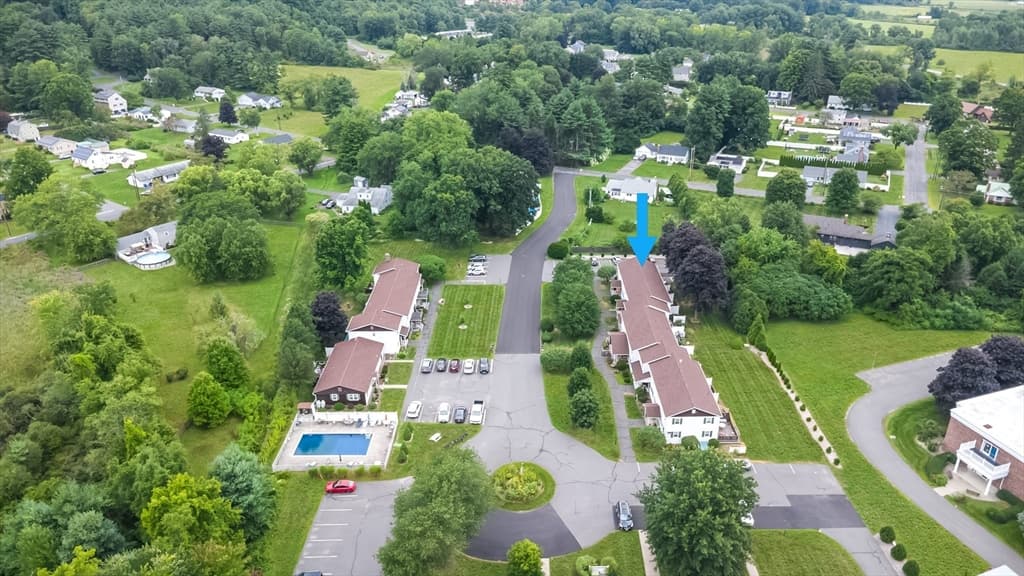 8 Keegan, Greenfield MA 01301 photo 2