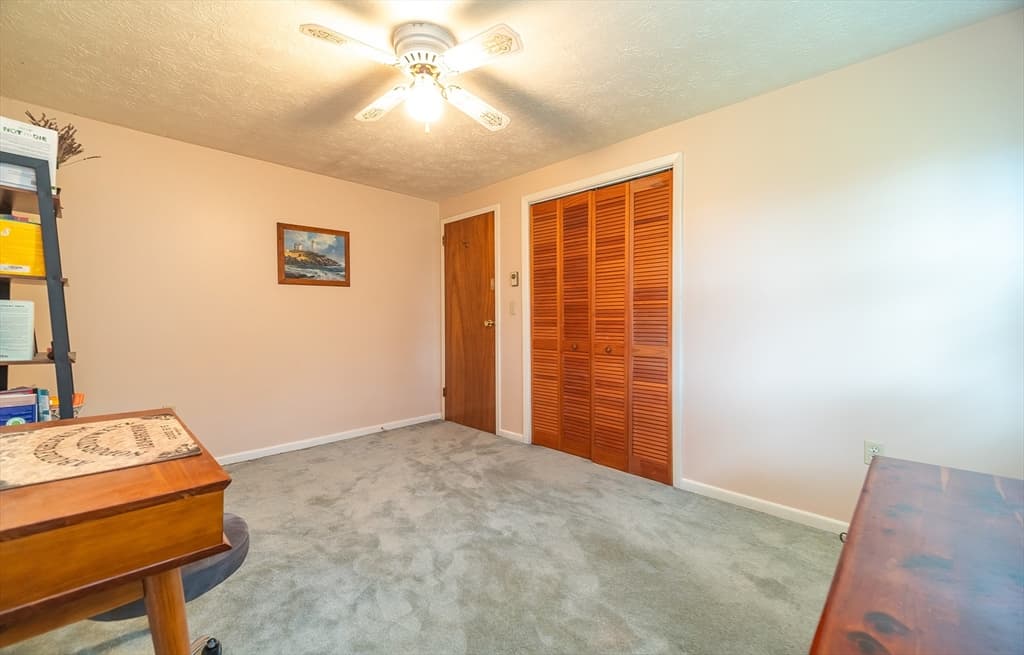 8 Keegan, Greenfield MA 01301 photo 18