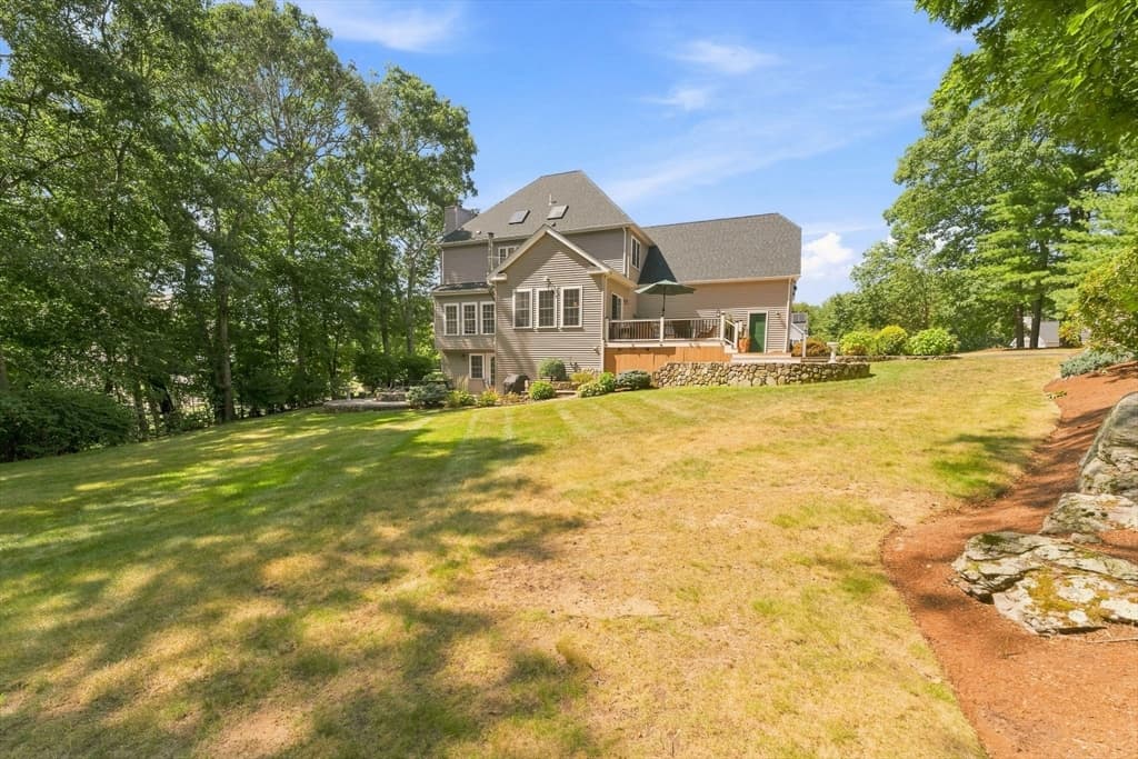 13 Larkin Ln, Hopedale MA 01747 photo 39