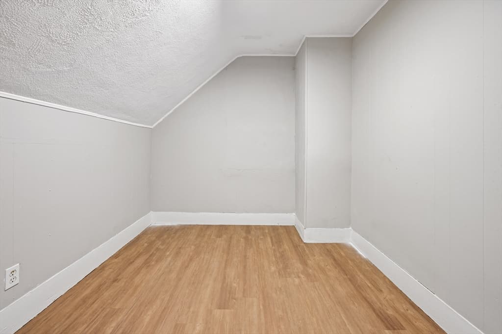 4 Pollard Ave, Lowell MA 01850 photo 26