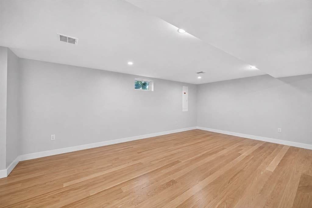 409 Pearl St, Reading MA 01867 photo 34