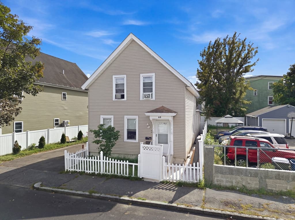 48 Washington St, Lawrence MA 01841