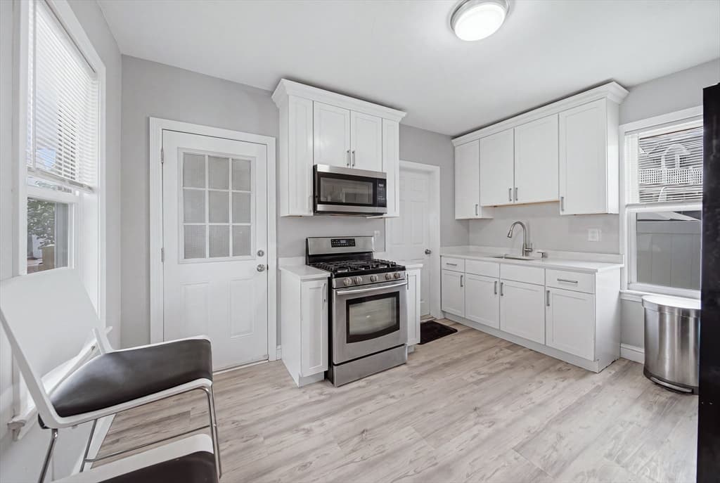 48 Washington St, Lawrence MA 01841 photo 9