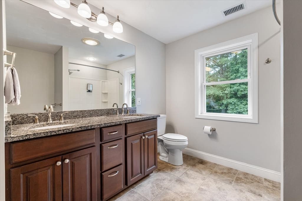 140 Burrage St, Lunenburg MA 01462 photo 28