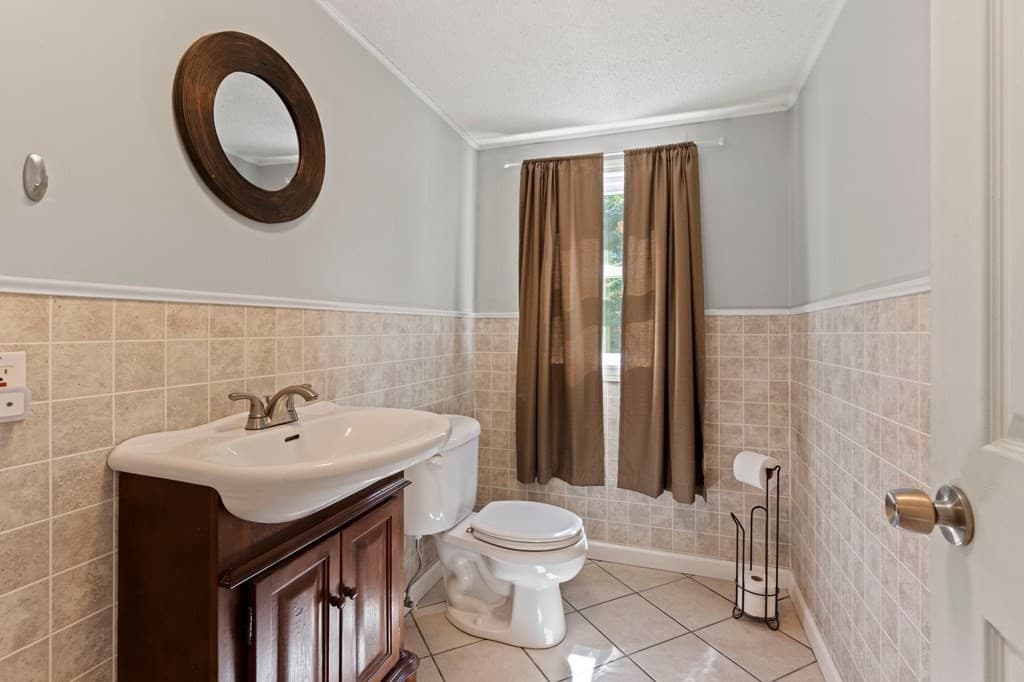 78 Laurie Ave, South Hadley MA 01075 photo 28