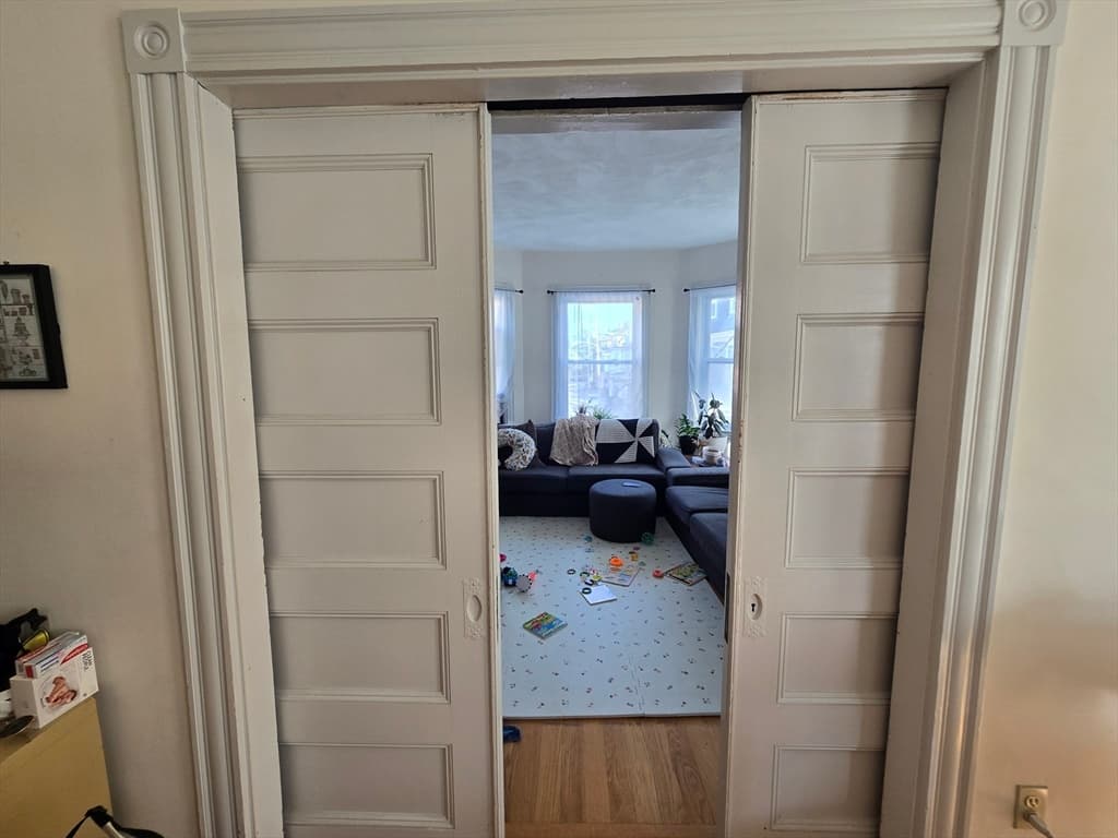 14 Saint Paul St, Cambridge MA 02139 photo 9