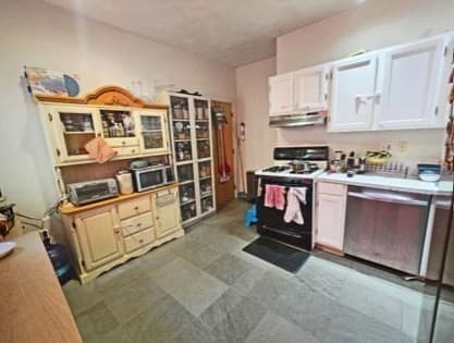 14 Saint Paul St, Cambridge MA 02139 photo 4