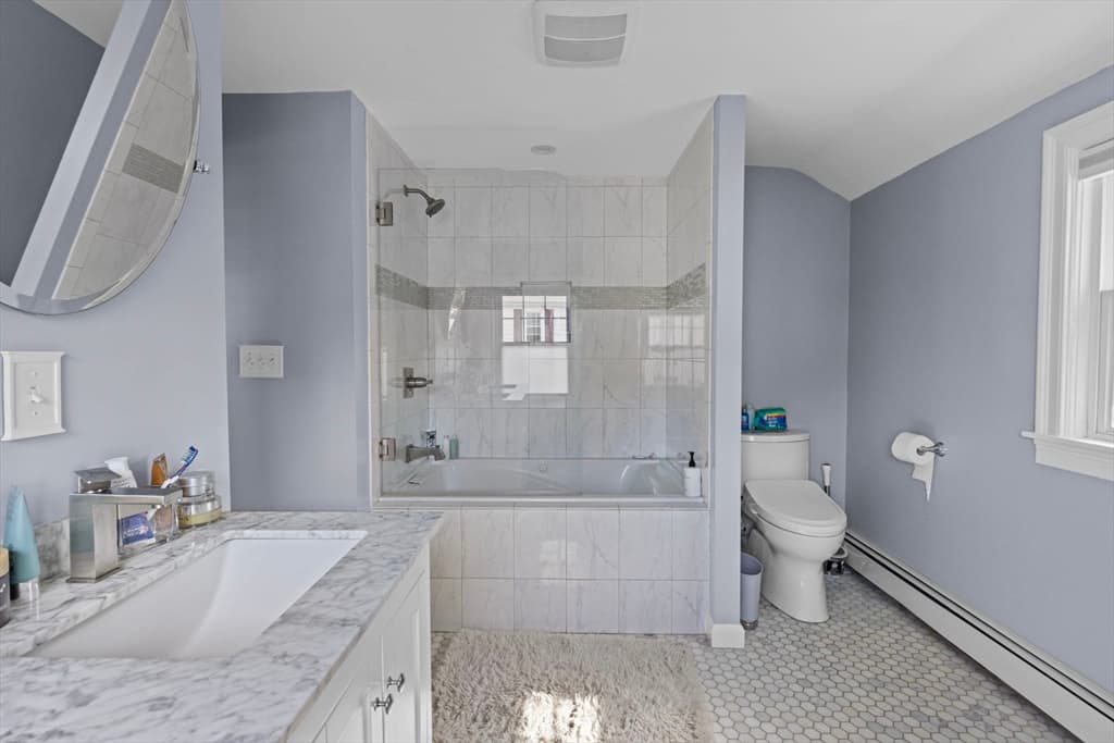 698 High St, Cumberland RI 02864 photo 27