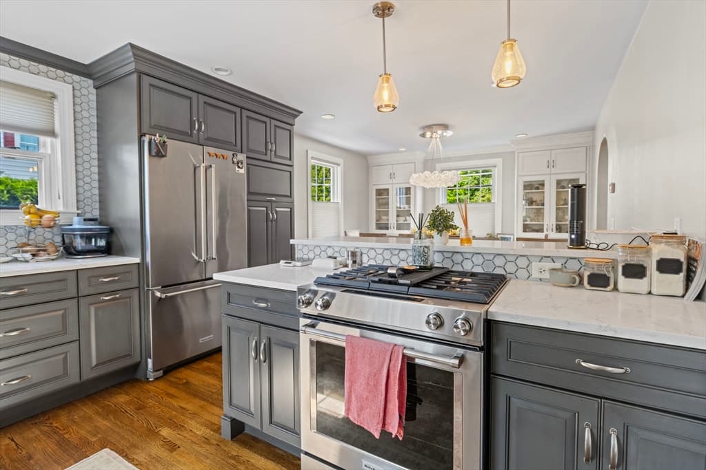698 High St, Cumberland RI 02864 photo 16