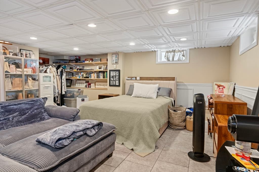 698 High St, Cumberland RI 02864 photo 33