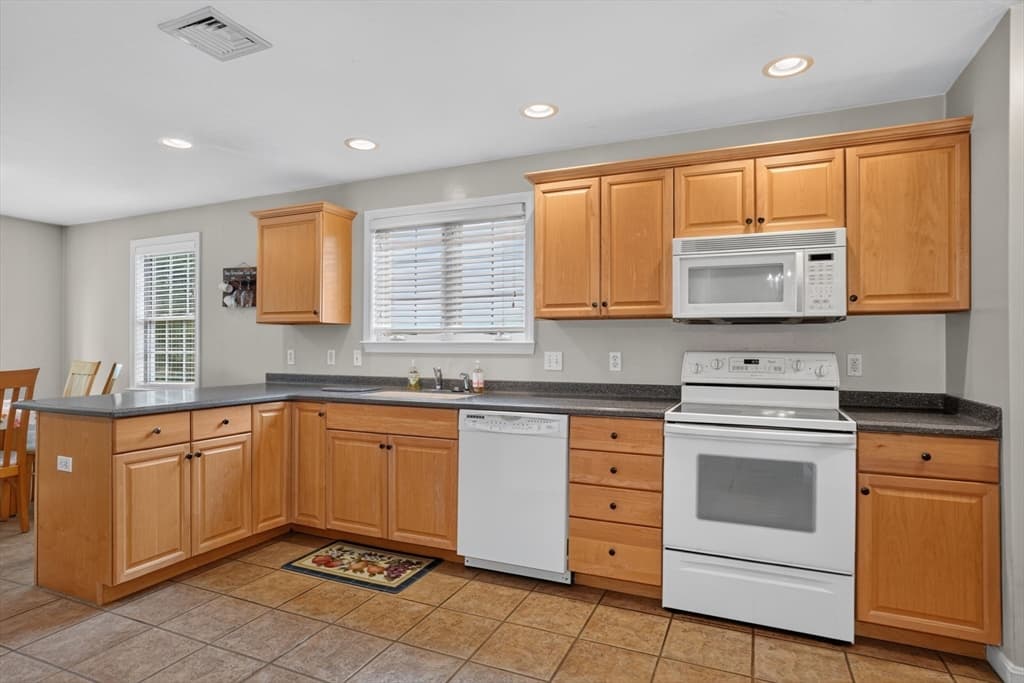 6 Haven Way # 6, Ashland MA 01721 photo 5