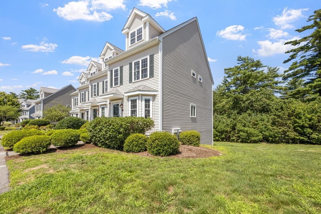 17 Copper Lantern Ln # 17, Carver MA 02330 photo 5