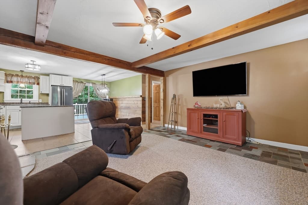 4 Olive Dr, Leominster MA 01453 photo 13