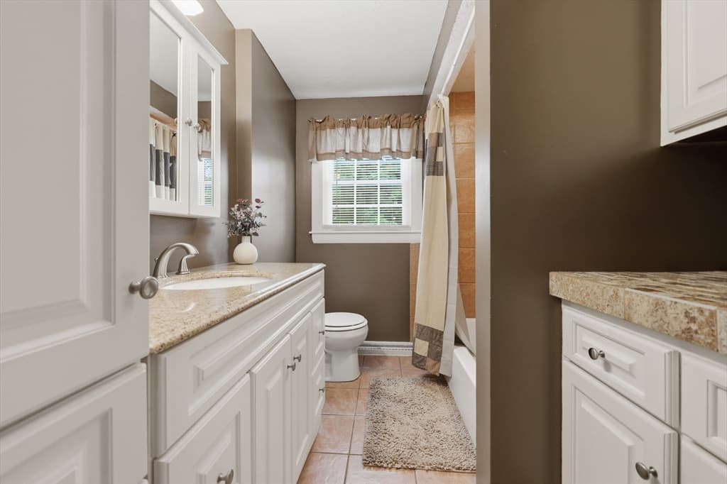4 Olive Dr, Leominster MA 01453 photo 22