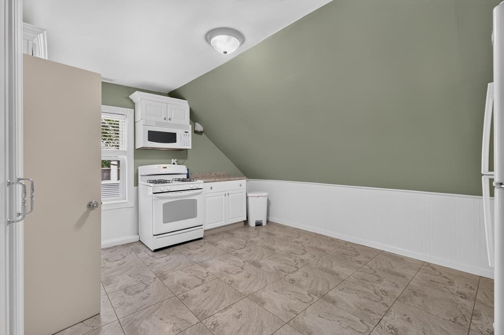 103 B Street, Lowell MA 01851 photo 27