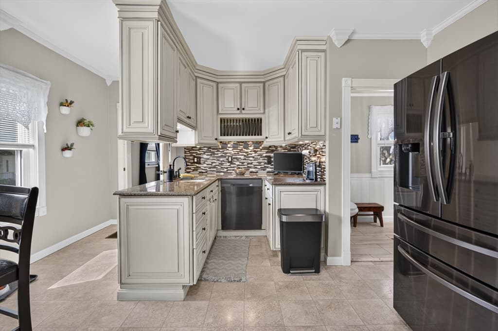 103 B Street, Lowell MA 01851 photo 7
