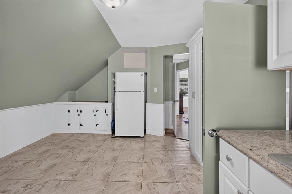 103 B Street, Lowell MA 01851 photo 29