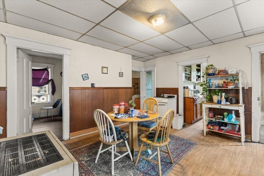 213 Austin St, New Bedford MA 02740 photo 13