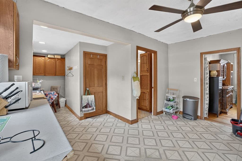 28-30 Crescent Ave, Melrose MA 02176 photo 17