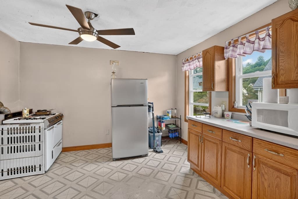 28-30 Crescent Ave, Melrose MA 02176 photo 19