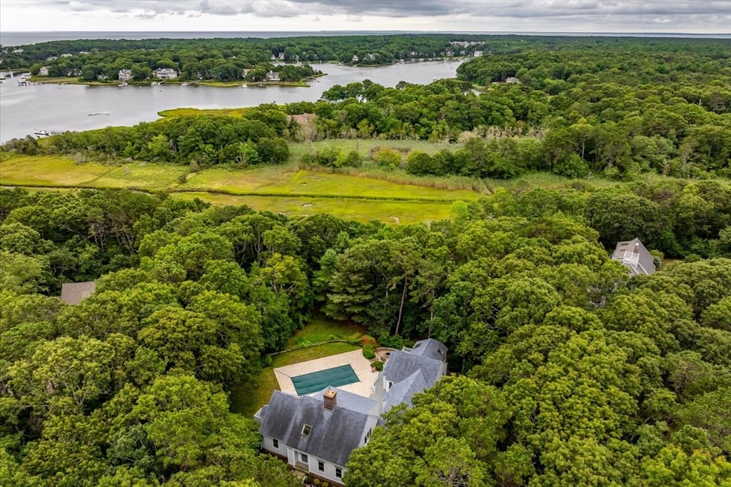 6 Heron Way, Mashpee MA 02649 photo 2