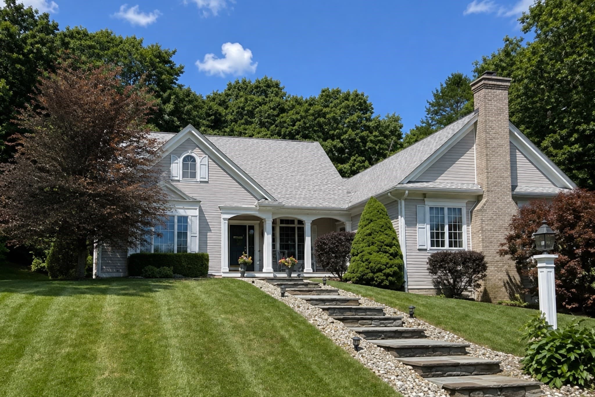 24 Ridge Rd, Hampden MA 01036