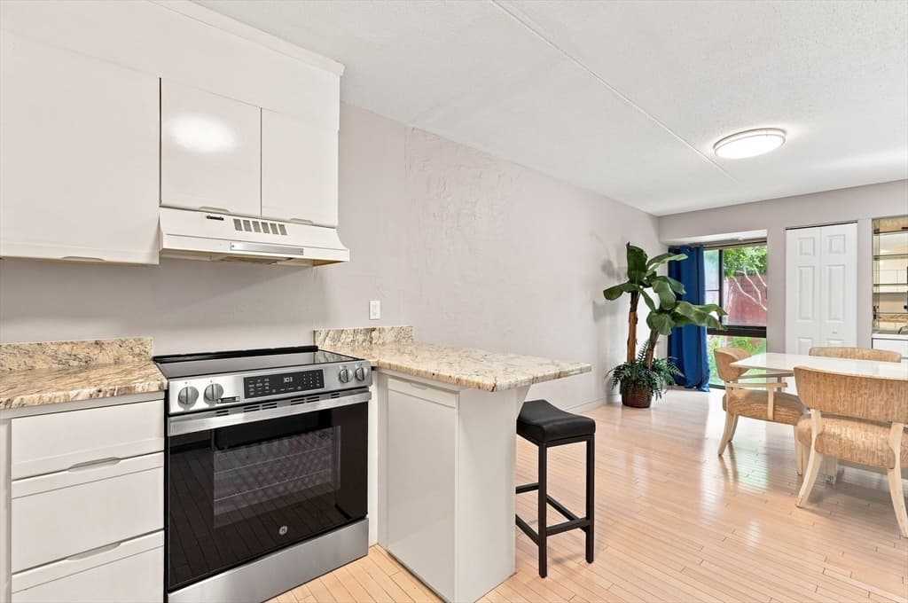 55 Tall Oaks Drive # L8, Weymouth MA 02190 photo 11