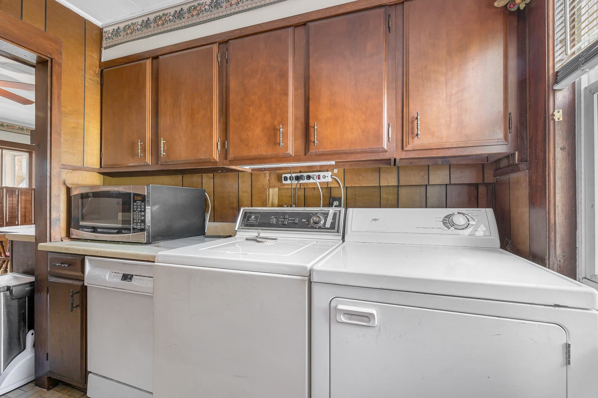 2 Family - 2 Units Up/Down at 45-47 Dracut Street, Lowell MA 01854, photo 6 of 34