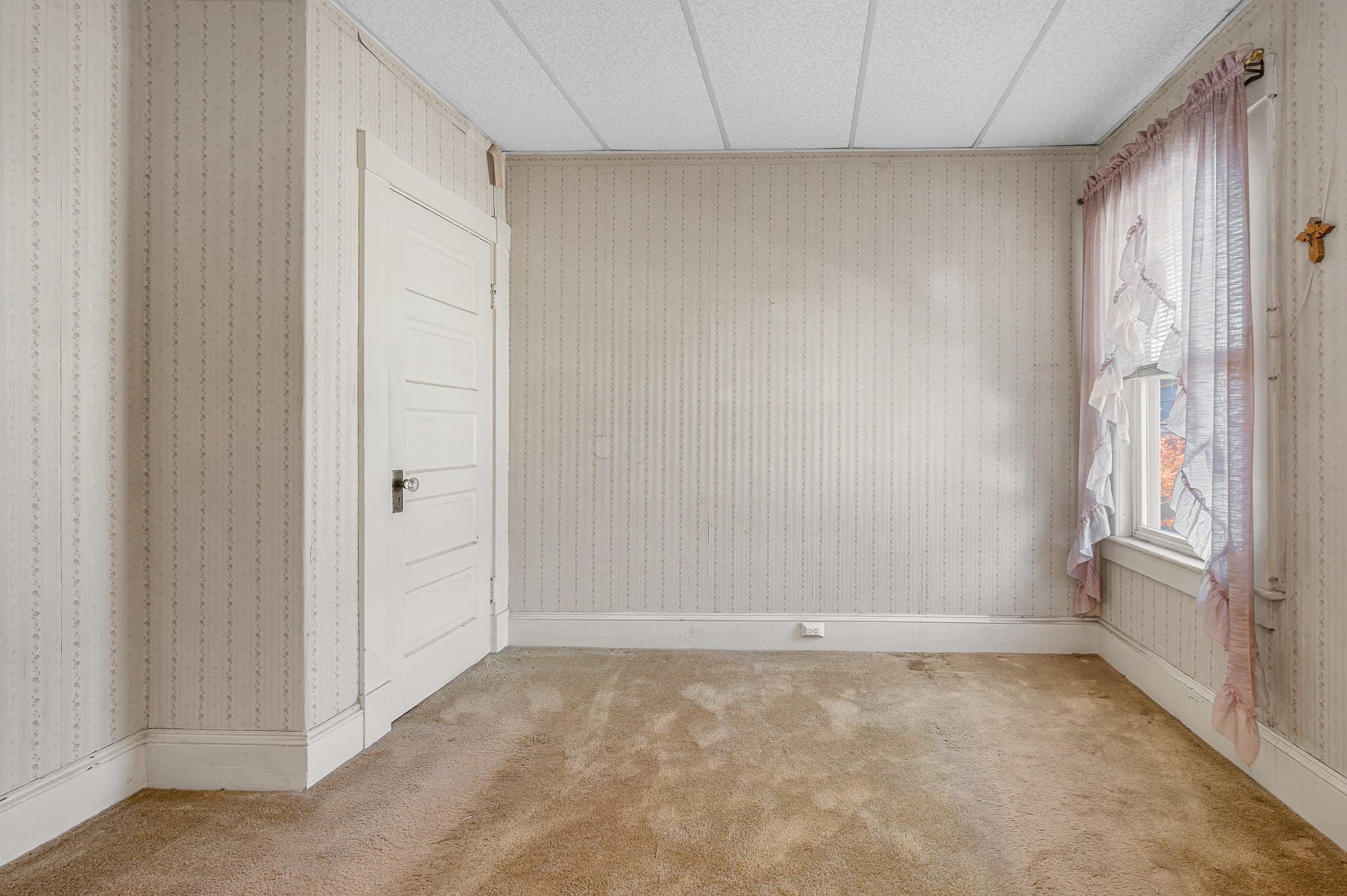 2 Family - 2 Units Up/Down at 45-47 Dracut Street, Lowell MA 01854, photo 11 of 34