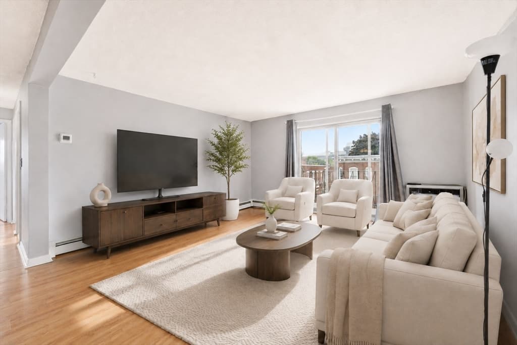 26 Waverly St # 405, Boston MA 02135 photo 4