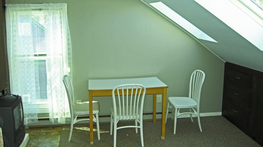 11 Maple Avenue, Northampton MA 01060 photo 26