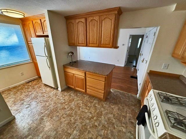 11 Maple Avenue, Northampton MA 01060 photo 8