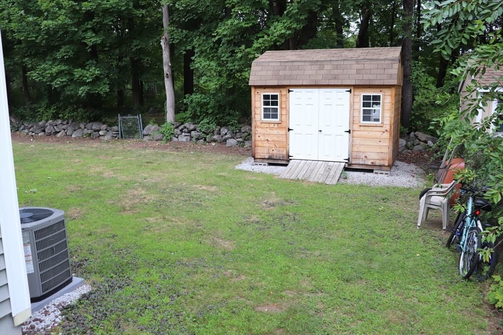 38 Walker St # 12, Lowell MA 01854 photo 3