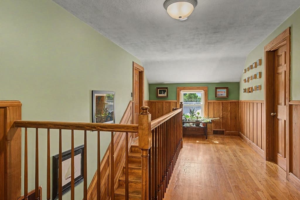 66 Glendale St, Easthampton MA 01027 photo 17