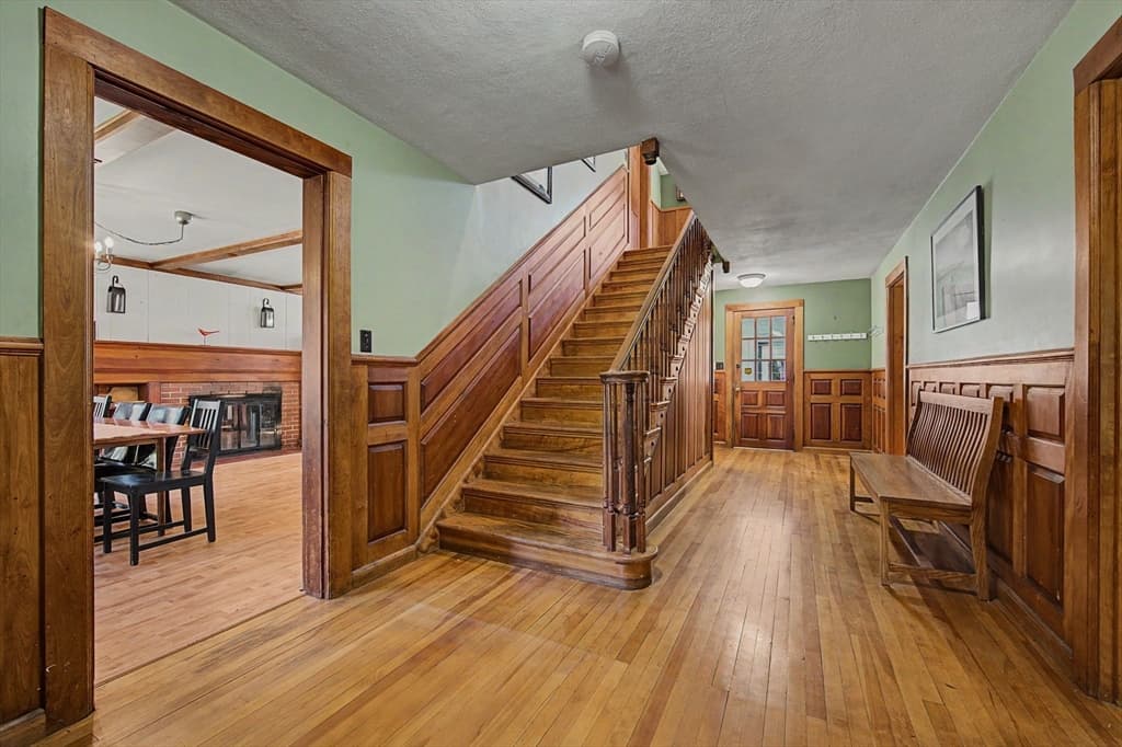 66 Glendale St, Easthampton MA 01027 photo 15