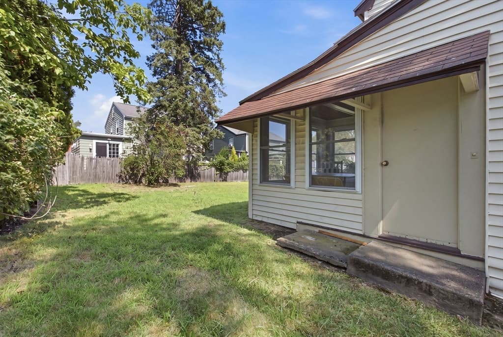 Single Family Residence at 15 Barna Rd, Boston MA 02124, Boston, photo 4 of 36
